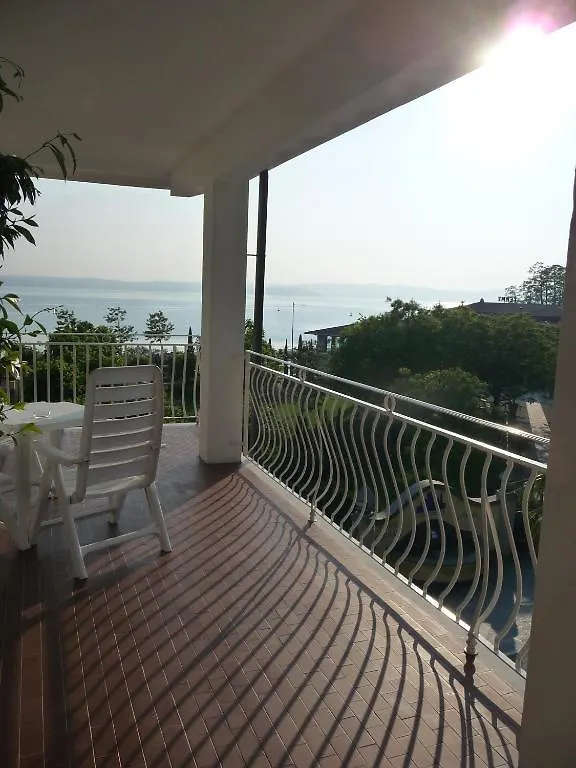 סירמיונה Hotel Luna